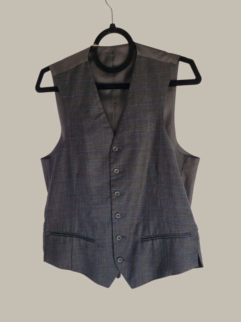 Egara Black & Grey Pinstripe Textured Poly-Wool Vest – Small